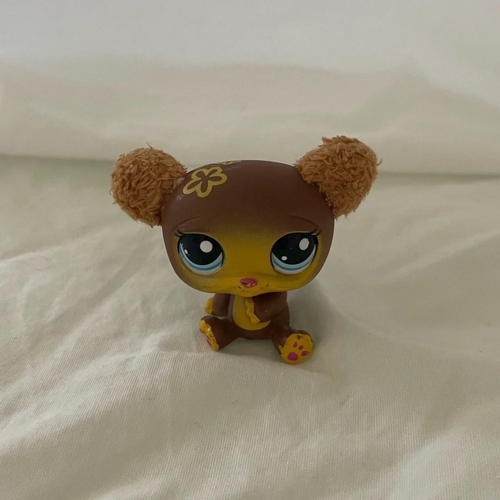 LPS Littlest Pet Shop #2468 Brown Bear with fuzzy/soft ears